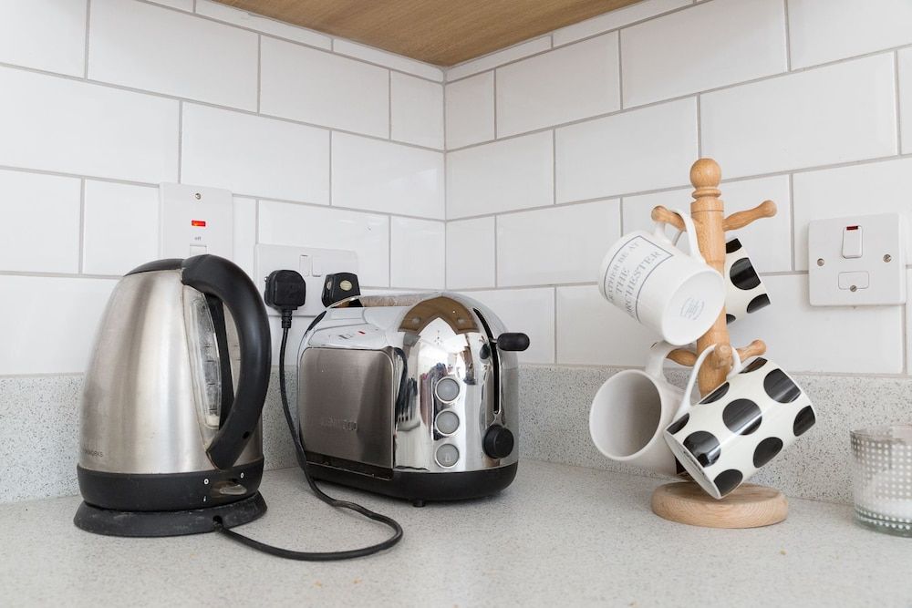 Bright Two BR Period Apartment in Whitechapel Apartment, 2 Bedrooms, Non Smoking 30