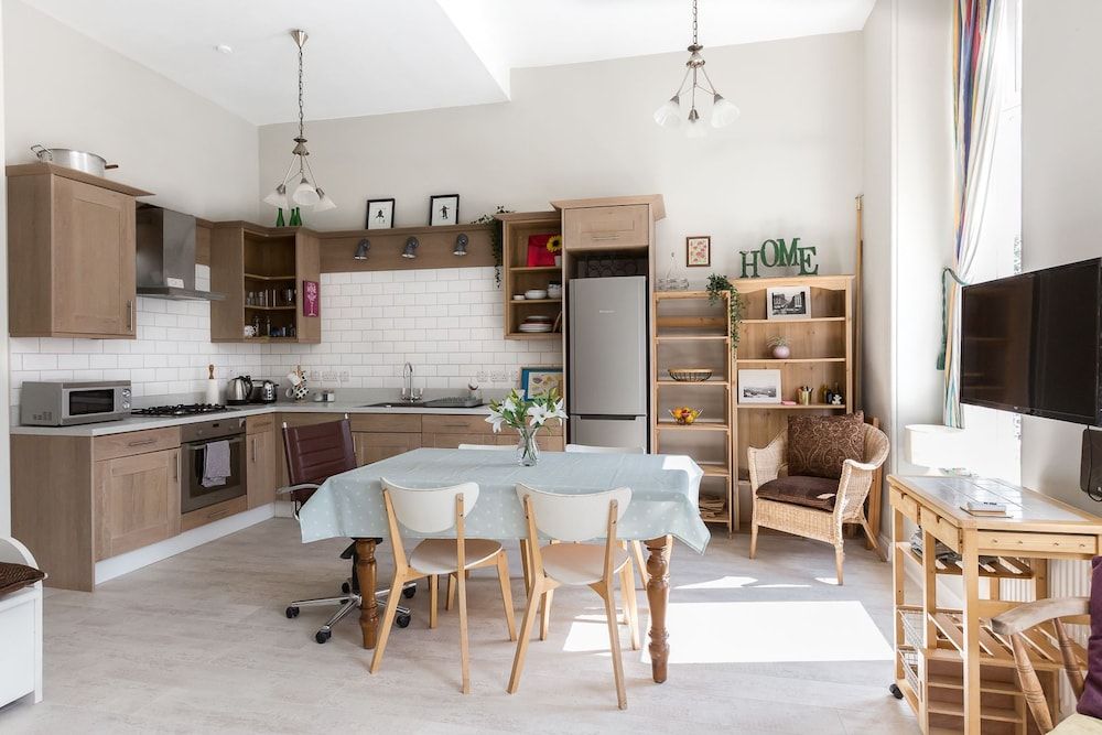 Bright Two BR Period Apartment in Whitechapel Apartment, 2 Bedrooms, Non Smoking 18