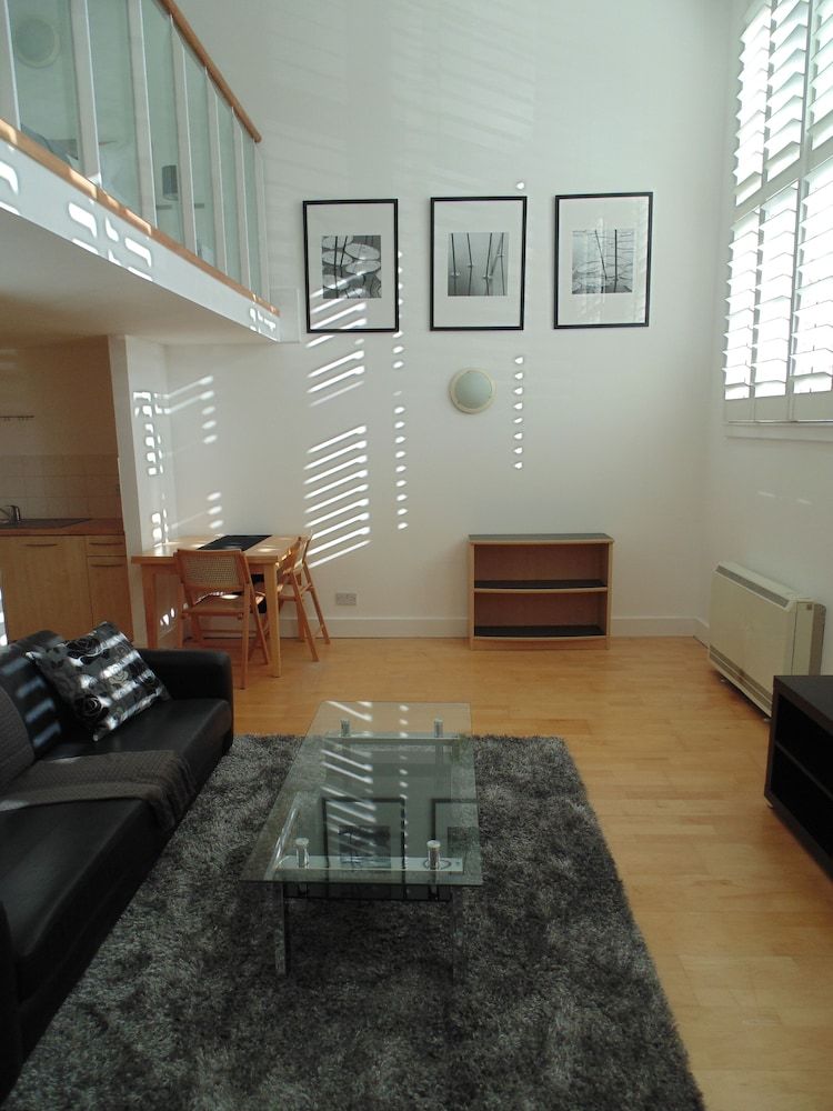 undefined Still Life King's Cross Deluxe 6