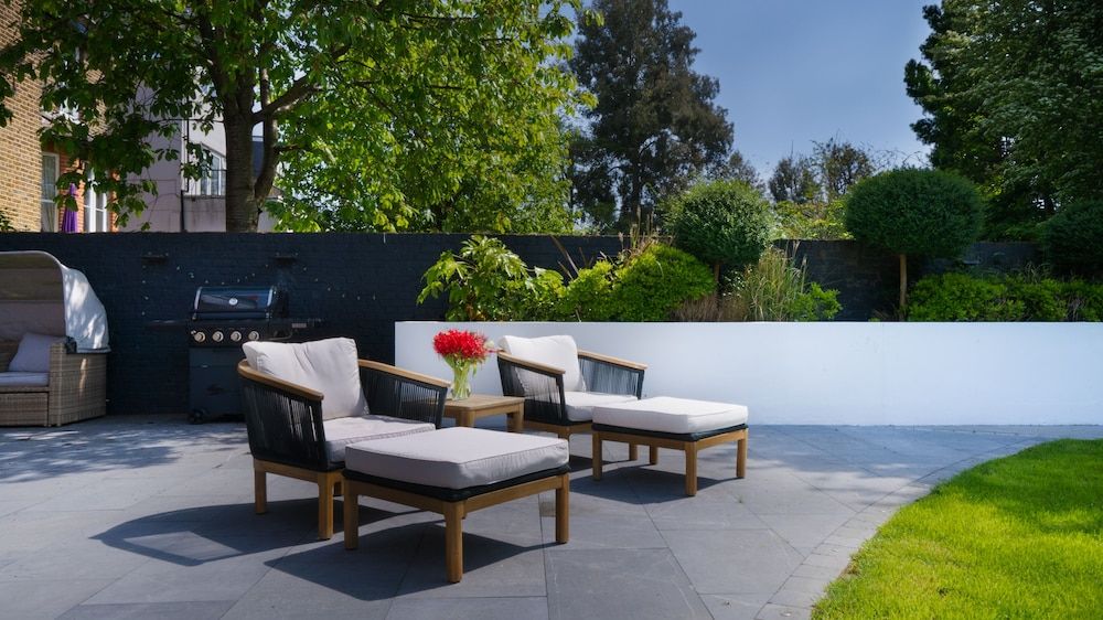 undefined Dream House London With ac, Gym, hot Tub, Cinema 10