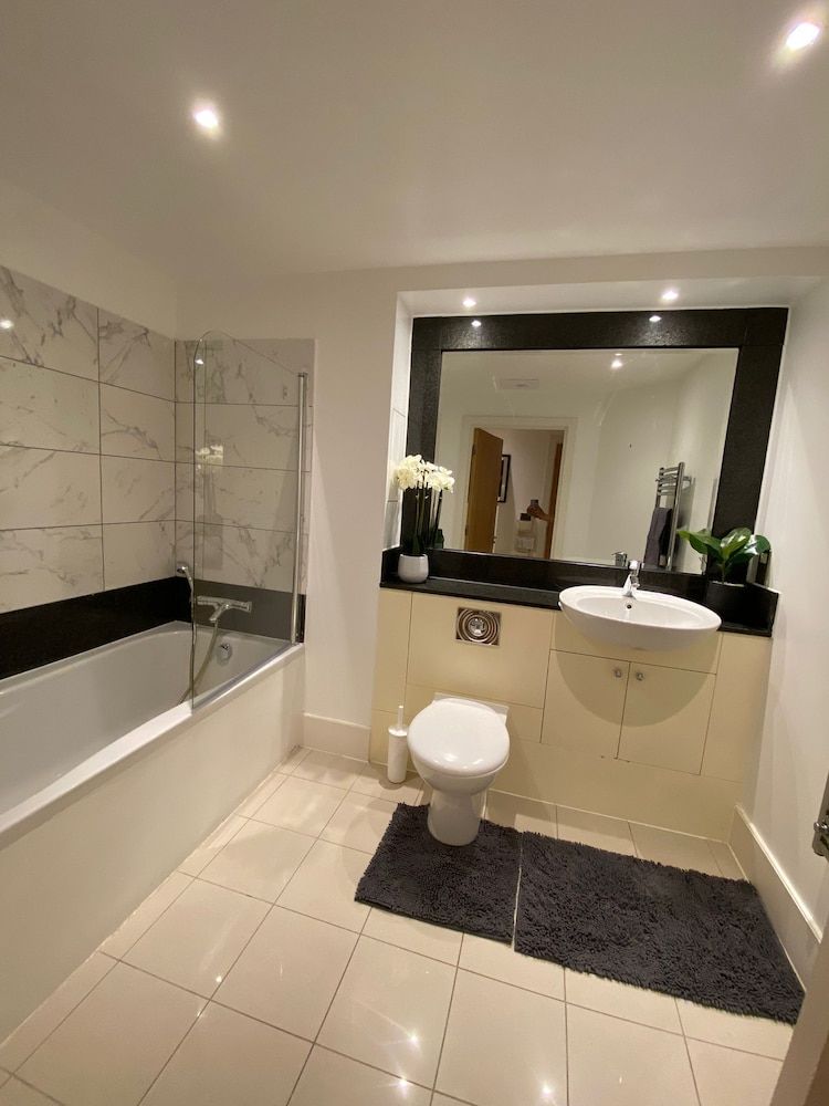 undefined Fabulous 2 bed Apartment in Vauxhall 8