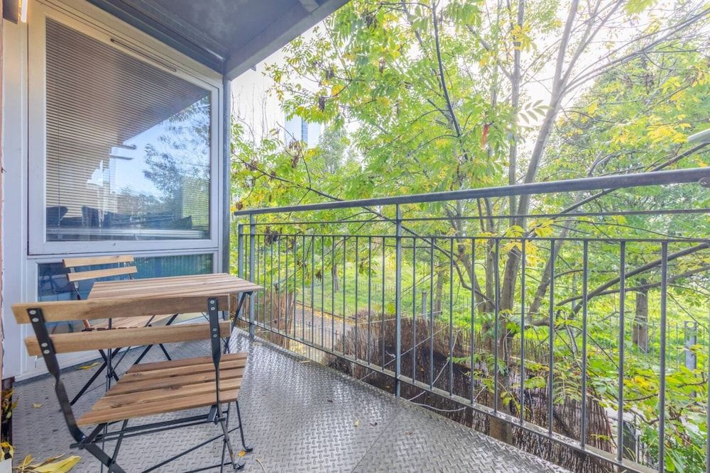 Spacious 2 Bedroom Apartment Near White City Basic Apartment, 2 Double Beds 29