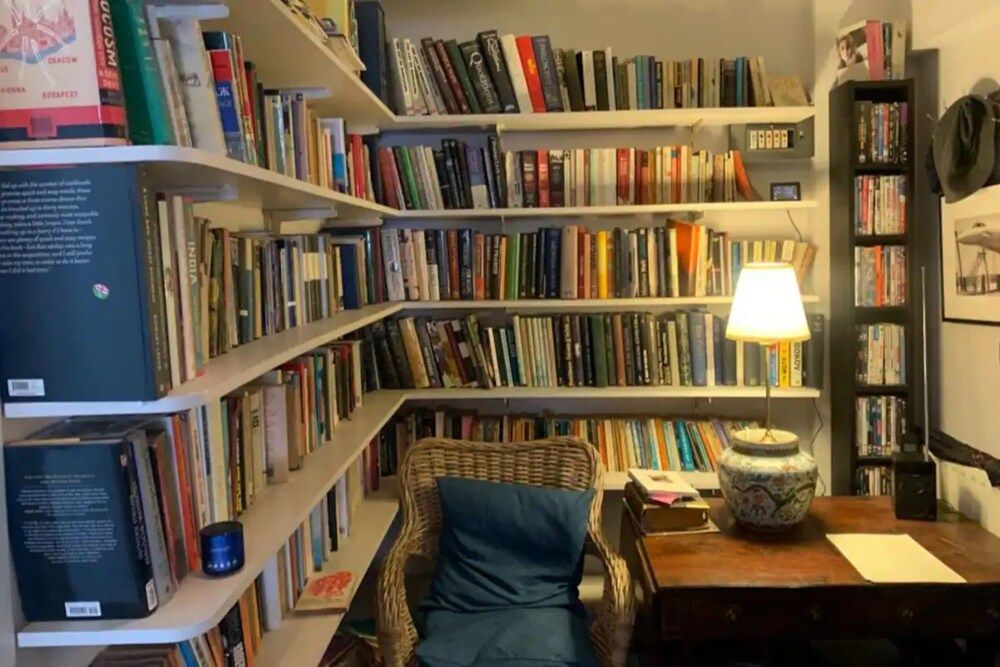 undefined Vibrant 2BD Flat With City Views - Shepherd's Bush 9