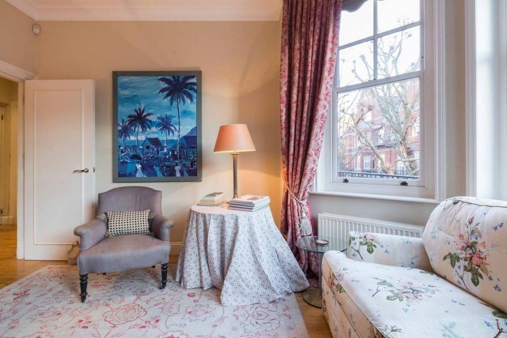 undefined Long Stay Discounts - Charming 1 bed apt Chelsea 3