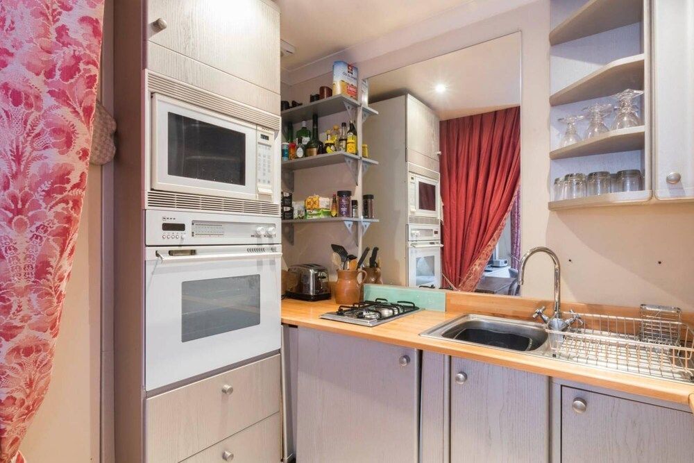 undefined Long Stay Discounts - Charming 1 bed apt Chelsea 6