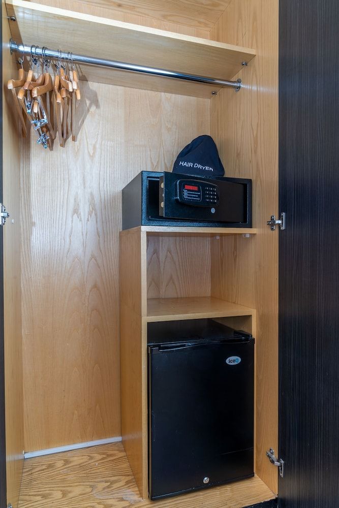 Croft Court Hotel Double Room, Ensuite 5