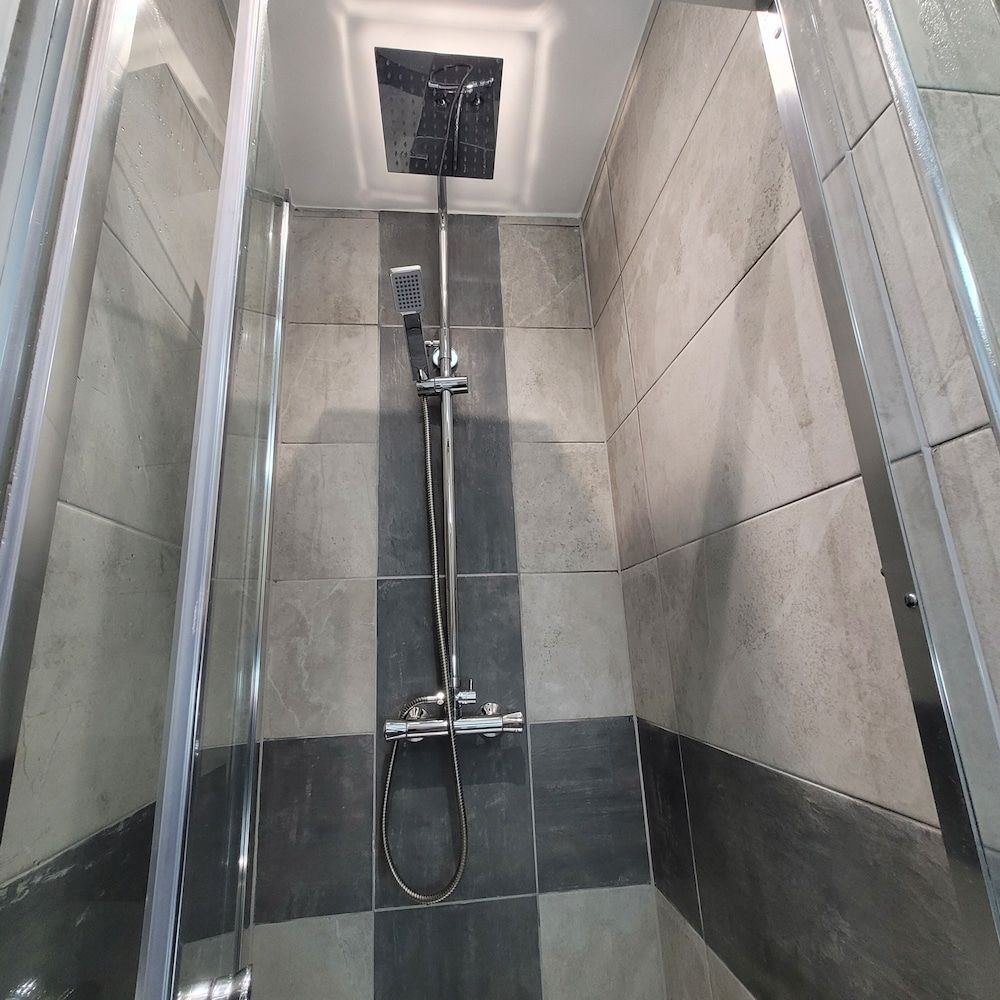 Argyle Square Hotel Comfort Twin Room 13