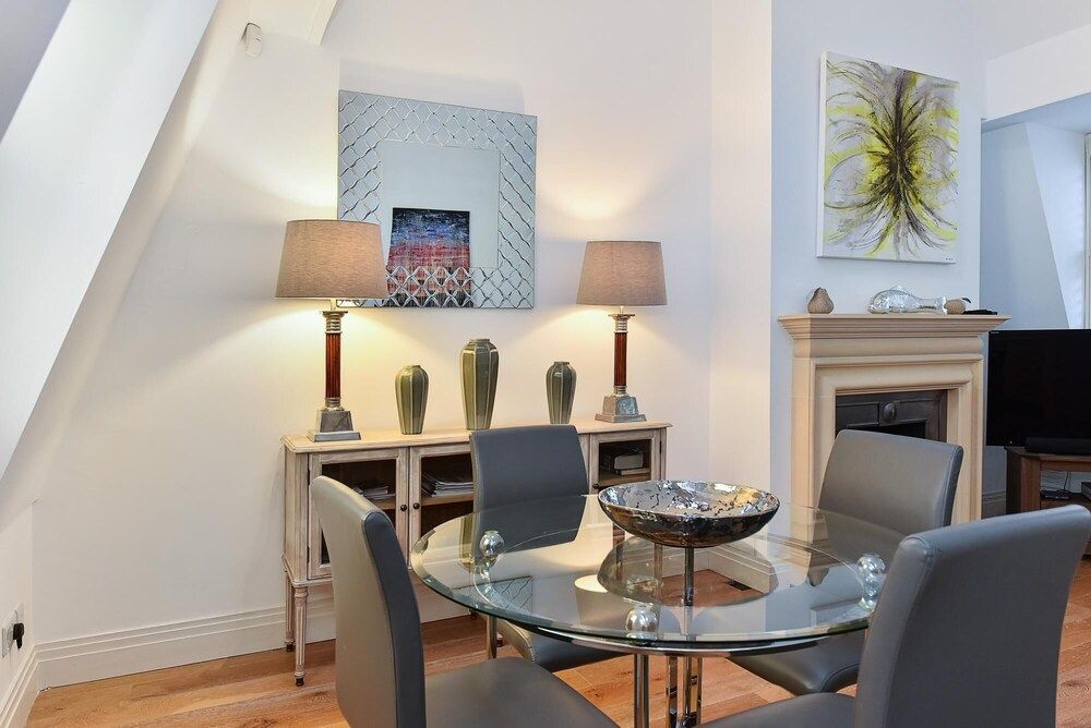 undefined Large South Kensington Mews 2 Bed 2 5 Bath House