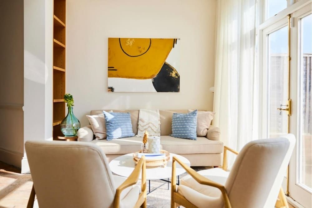 undefined The Barnet Escape - Exquisite 4bdr House With Garden Patio