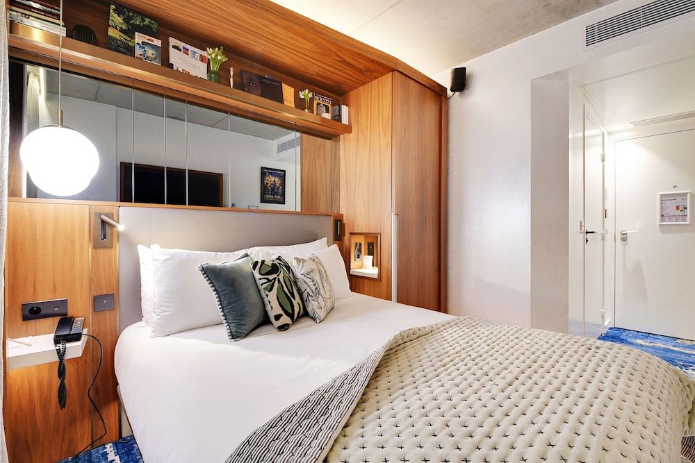 undefined CARD Hôtel 4