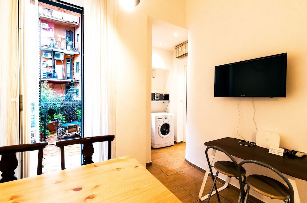 Vatican Apartment One Apartment, 2 Bedrooms 19