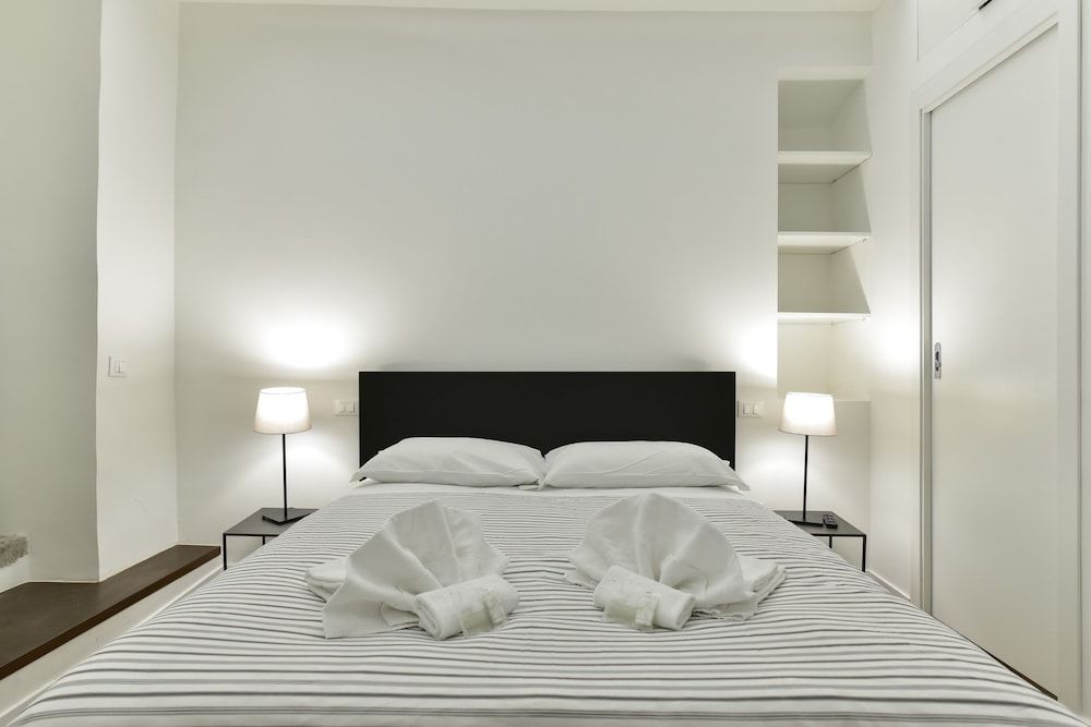 Campo de' Fiori Apartment Apartment, 2 Bedrooms 7