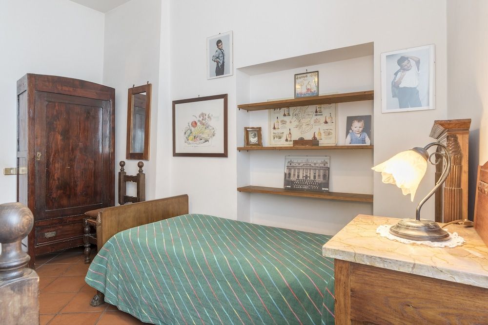 undefined Trastevere Roomy Apartment 3