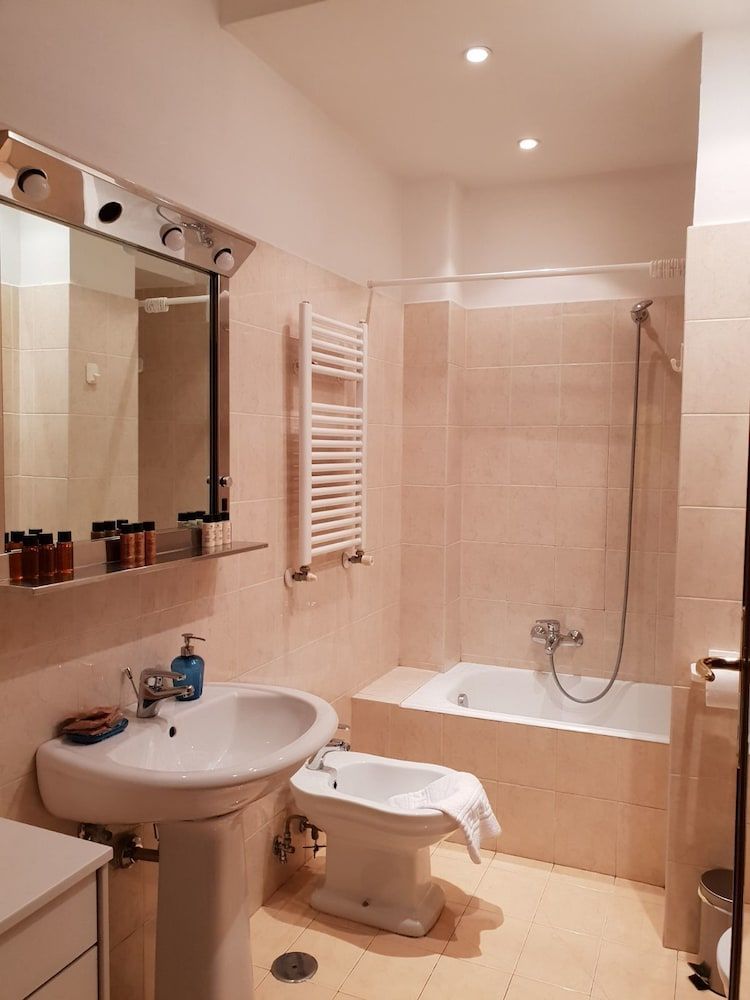 undefined Big Apartment in Campo de Fiori 10