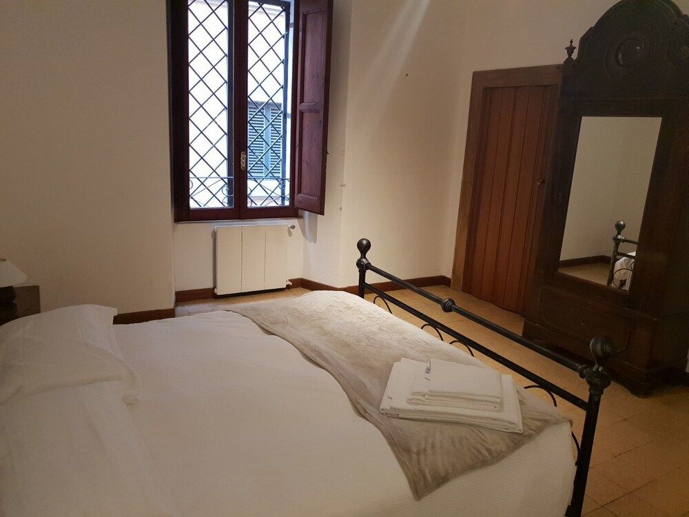 undefined Big Apartment in Campo de Fiori 9