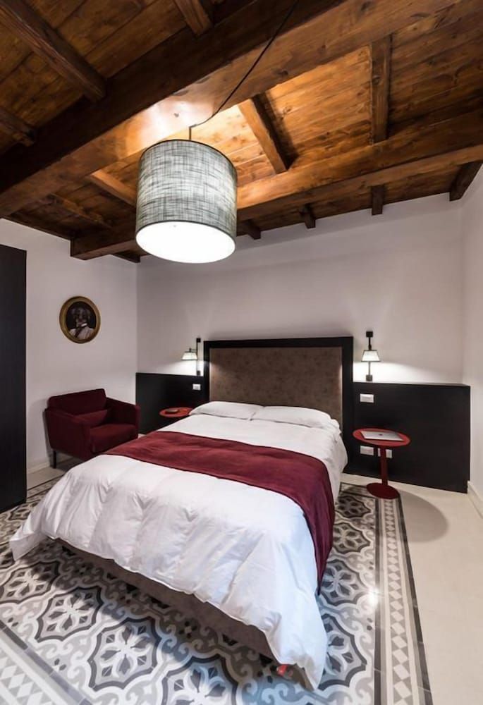 undefined Panisperna Apartment 4 10