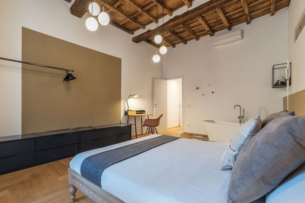 undefined Luxurious Apartment Heart of Trastevere 4