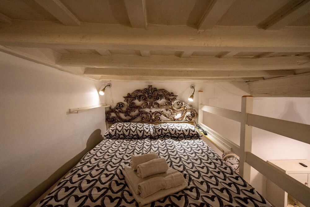 Close to San Pietro and Castel S Angelo Loft Gianicolo Apartment, 1 Bedroom 10