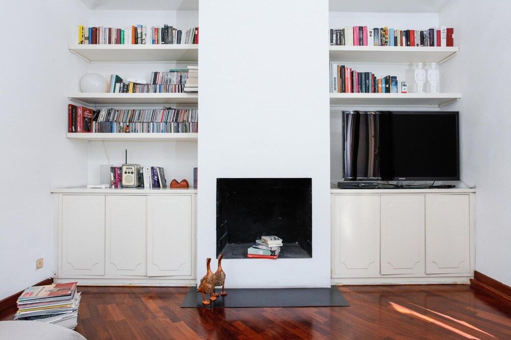 Above Pantheon Roof in Roma Apartment 12