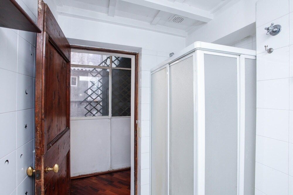 Above Pantheon Roof in Roma Apartment 26