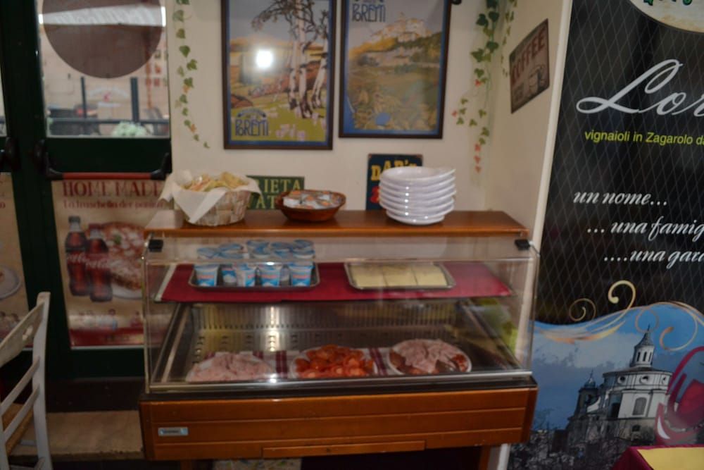 undefined Hotel Ferraro 9