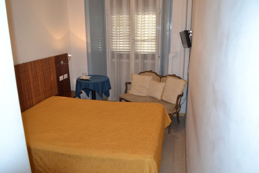 Hotel Ferraro Double Room 4