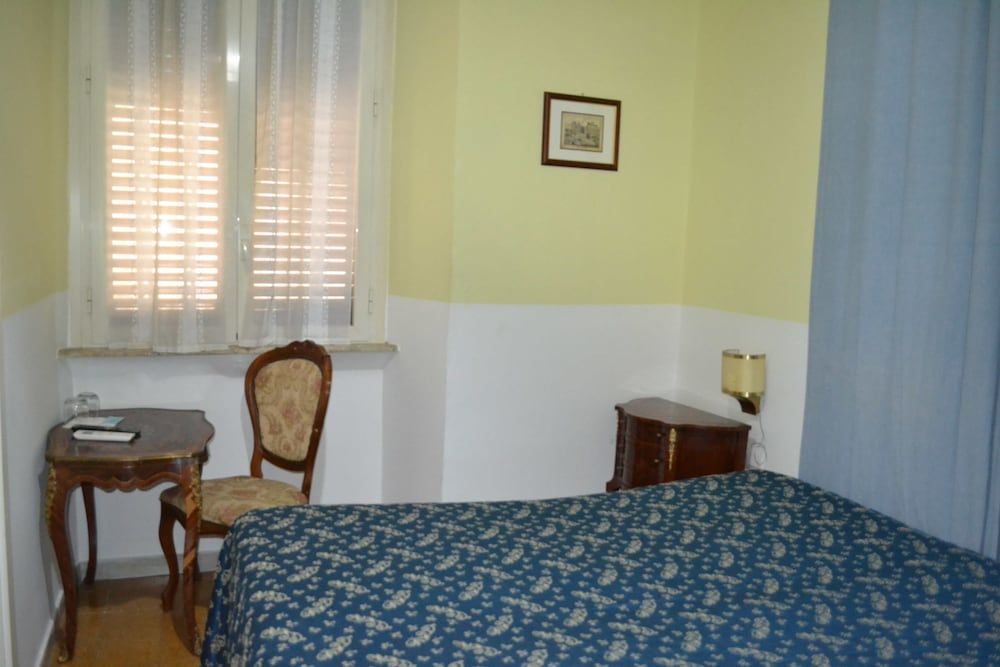 Hotel Ferraro Double Room 8