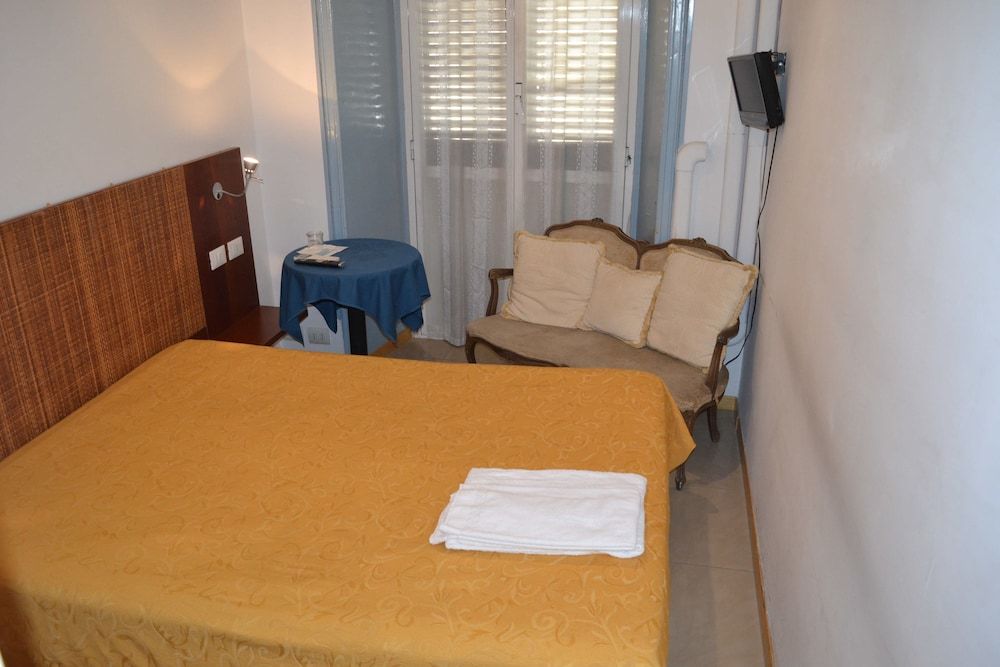 Hotel Ferraro Double Room 18