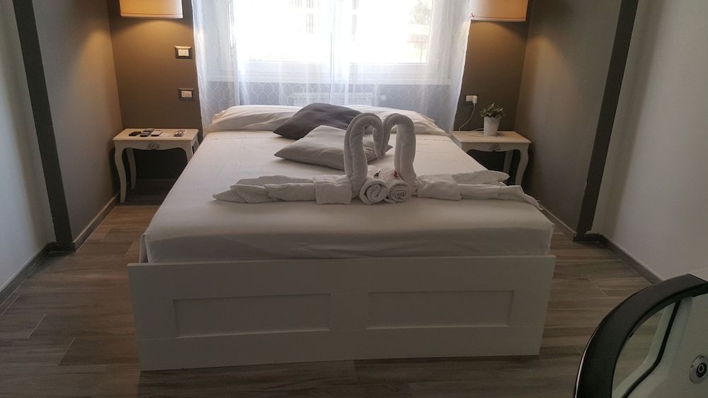 undefined Il Mare di Roma Luxury 5