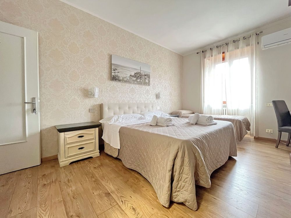 Antico Platano Classic Double Room, Non Smoking 5