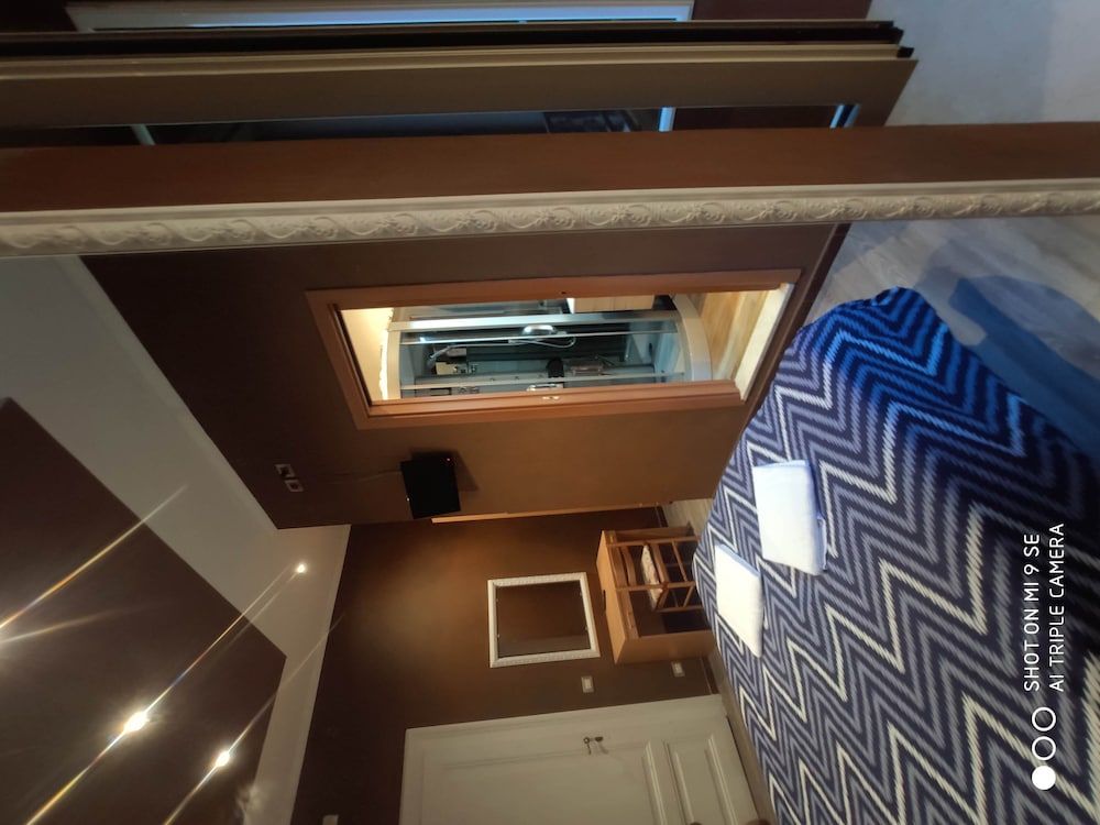 Double B Carlo Alberto Classic Double or Twin Room 13