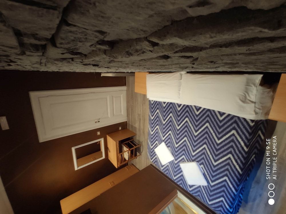 Double B Carlo Alberto Classic Double or Twin Room 14