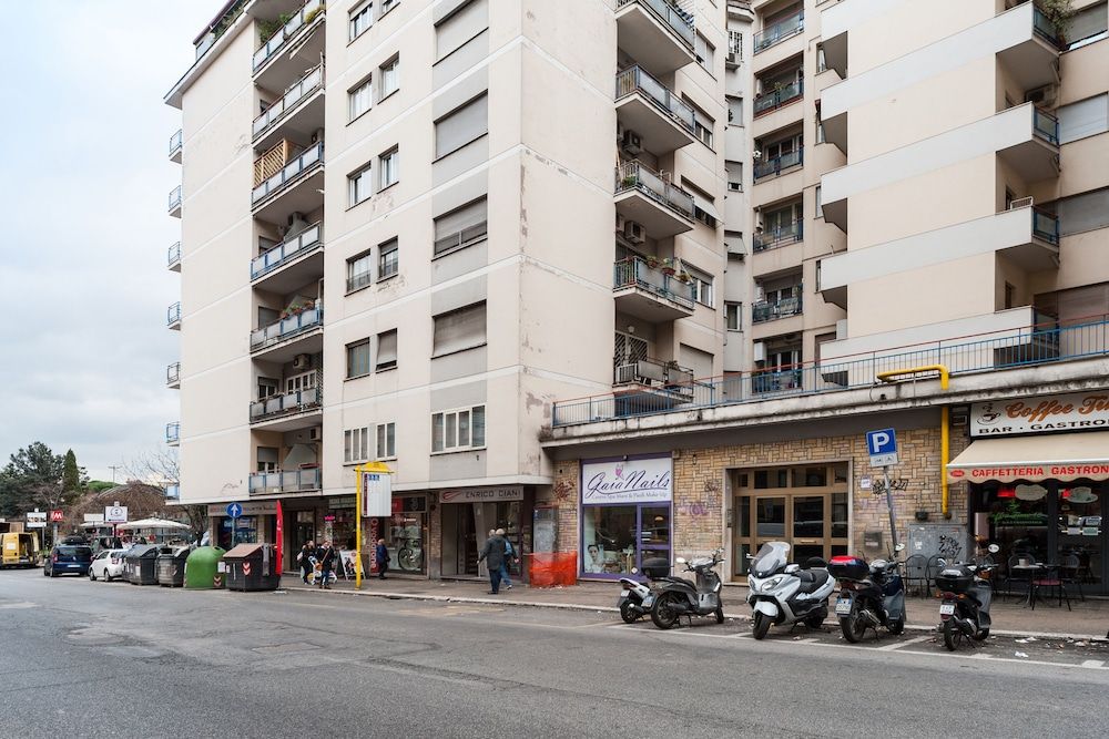 undefined Studio Near San Pietro 4