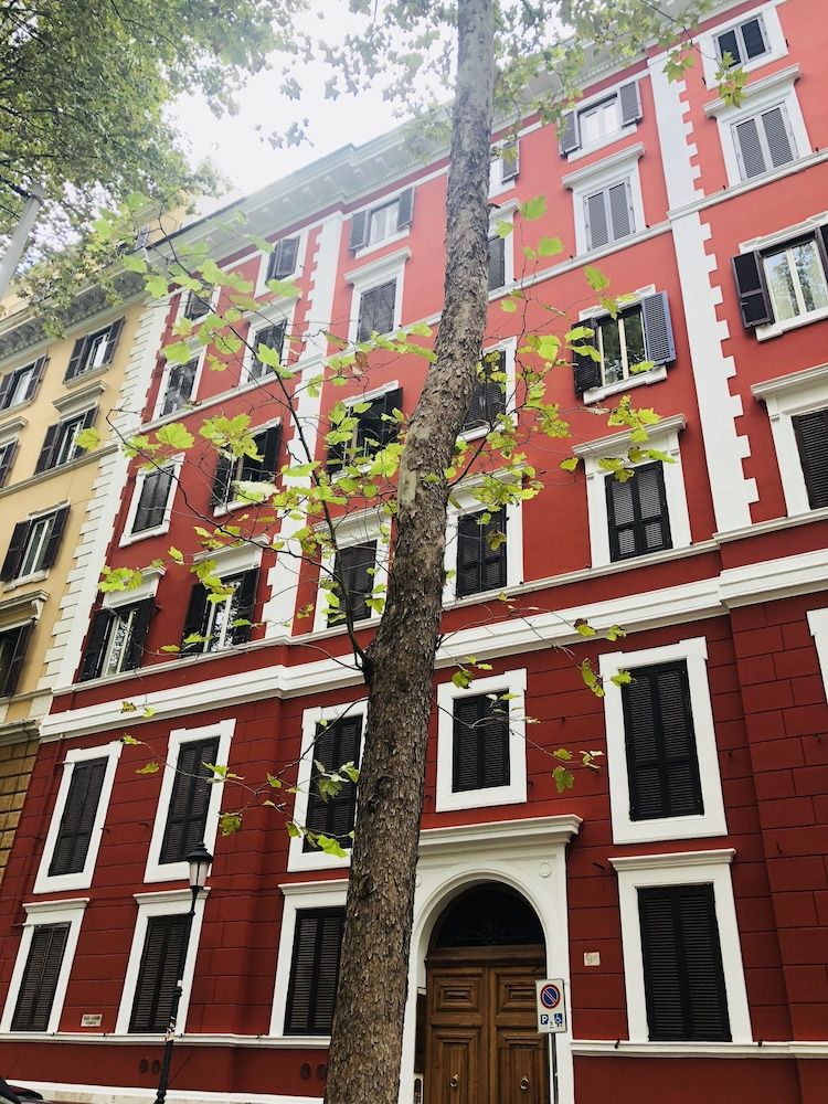 undefined Empire Suites 7