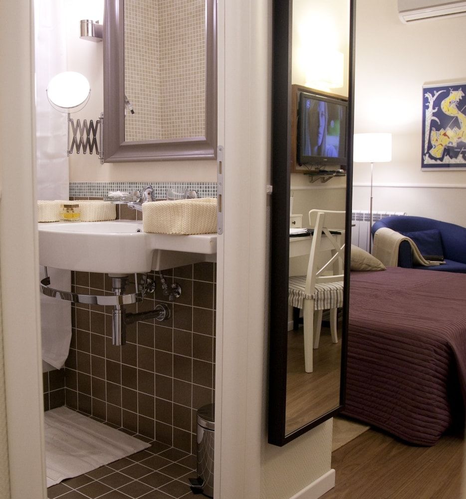 Colfelice Rooms Double or Twin Room, Balcony 6