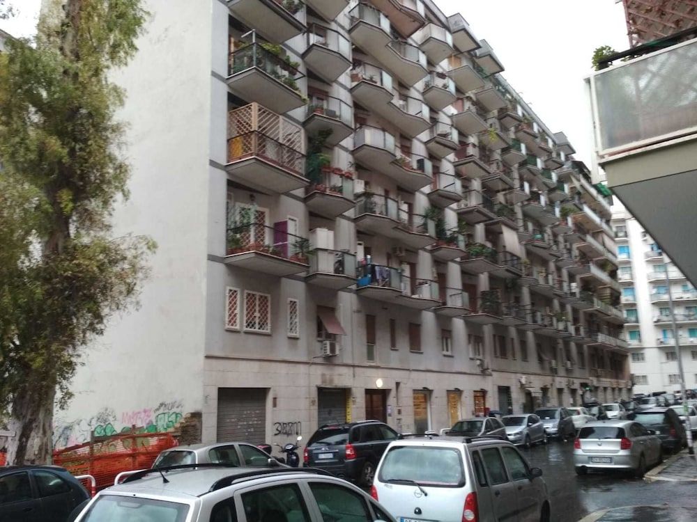 undefined Colfelice Rooms 3