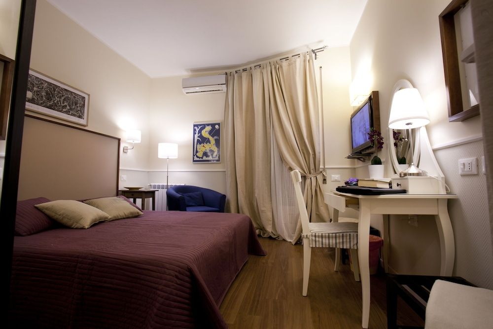 Colfelice Rooms Double or Twin Room, Balcony