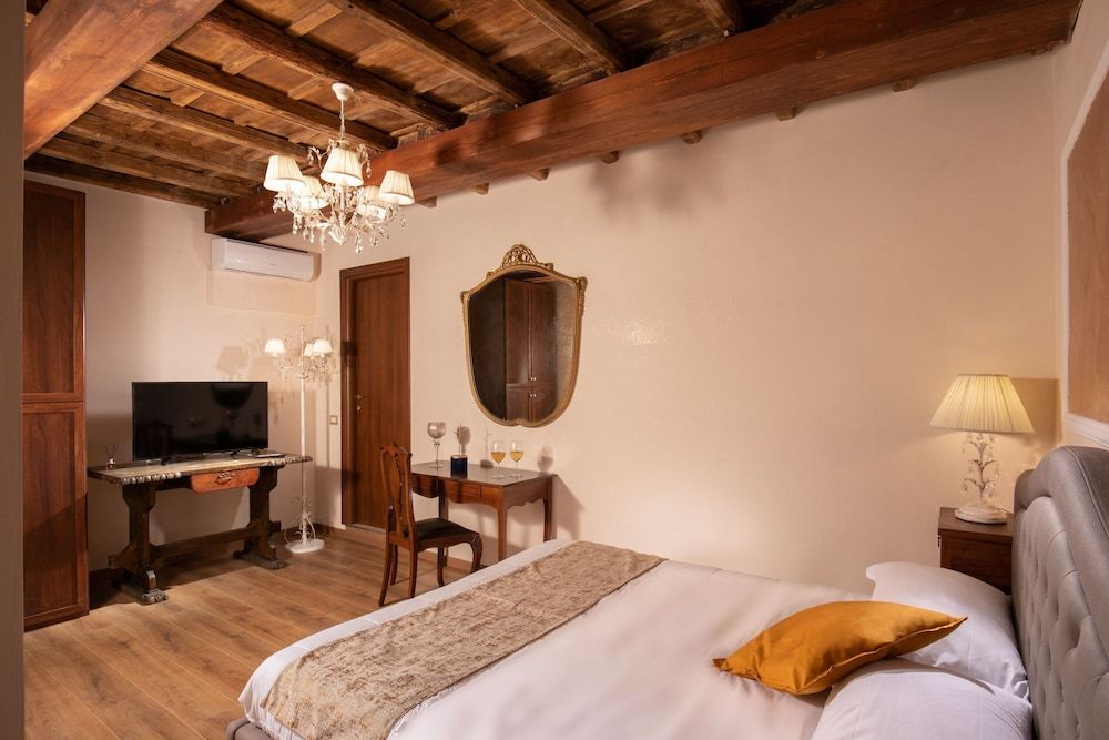 undefined Residenza Nobile Laurina 6