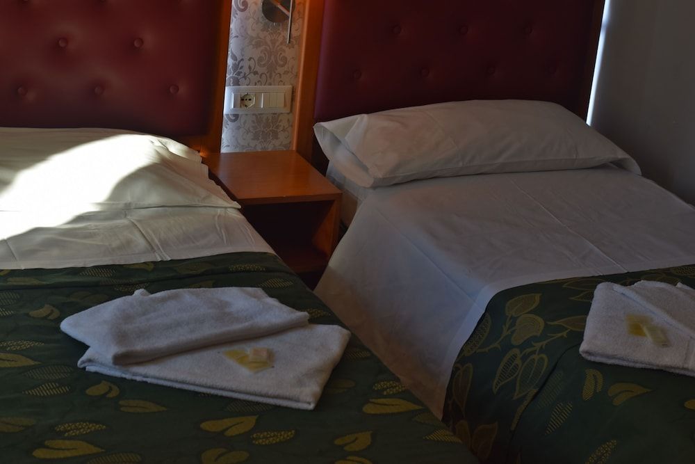 undefined A&C Much More II 10