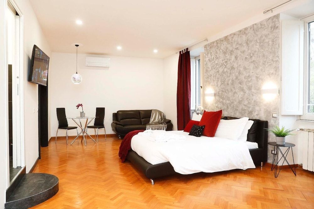 undefined Trastevere Suite 3