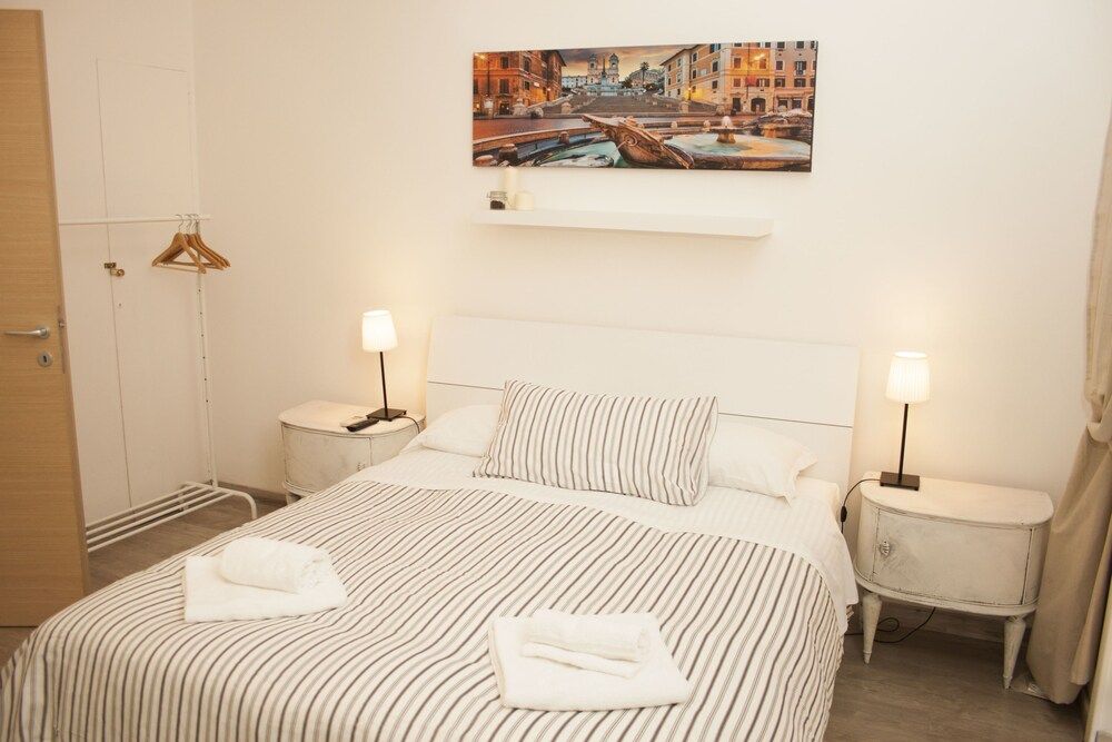 undefined B&B Selter's Aurelia-Vaticano 10