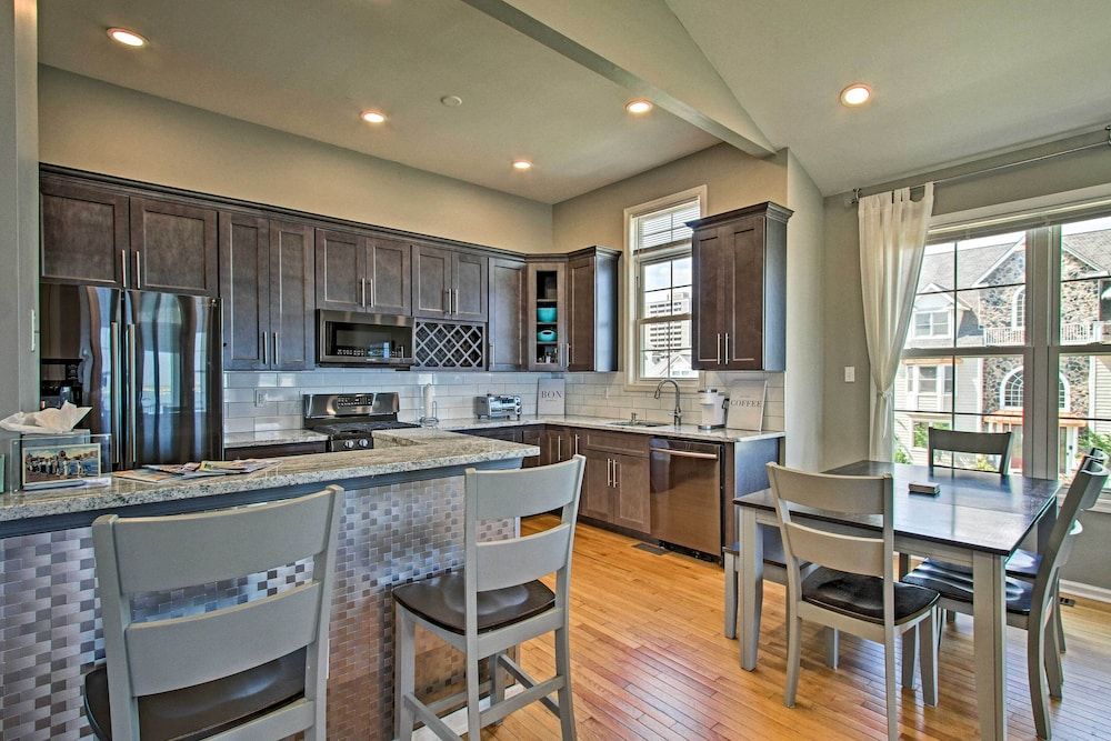 undefined Idyllic Oceanfront Home on Atlantic City Boardwalk 5