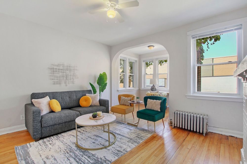 undefined Charming 3BR Rogers Park Home in Newgard 9