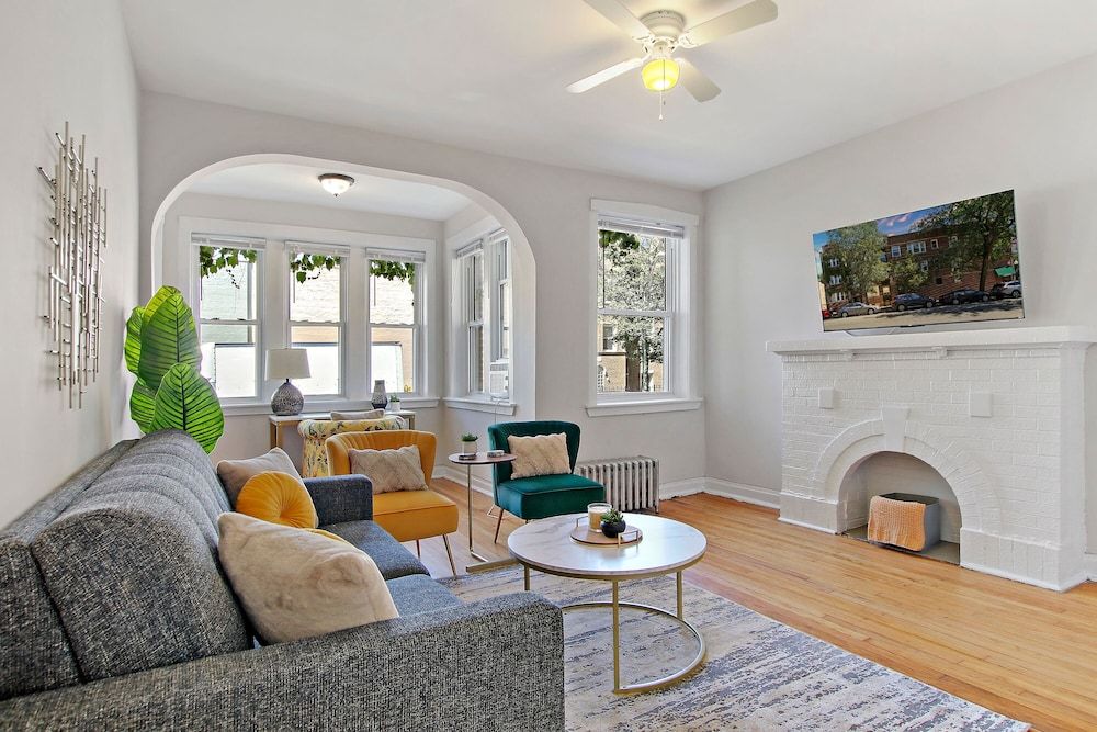 undefined Charming 3BR Rogers Park Home in Newgard 8