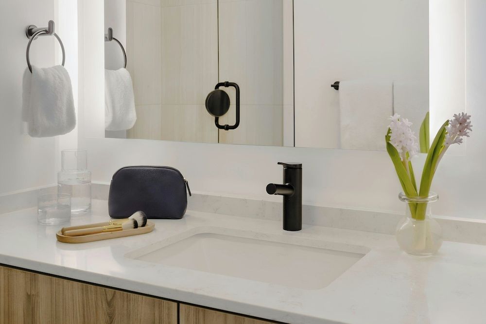 undefined Sonder by Marriott Bonvoy Market Hall Apartments West Loop 10