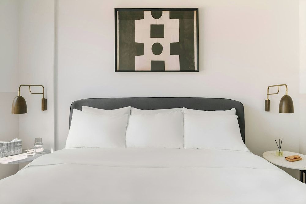 Sonder by Marriott Bonvoy The Opal Apartments River North Apartment, 2 Bedrooms 6