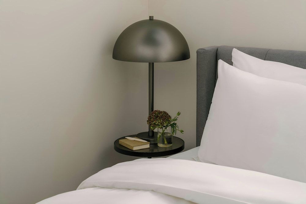 undefined Sonder by Marriott Bonvoy The Opal Apartments River North 4