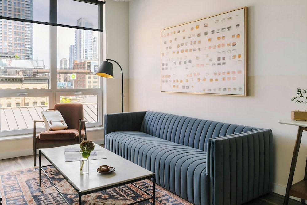 undefined Sonder by Marriott Bonvoy The Opal Apartments River North 3