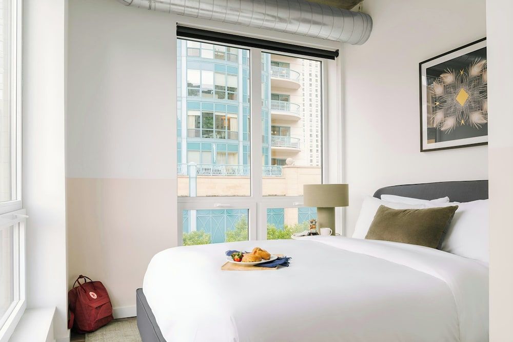 undefined Sonder by Marriott Bonvoy The Opal Apartments River North 8