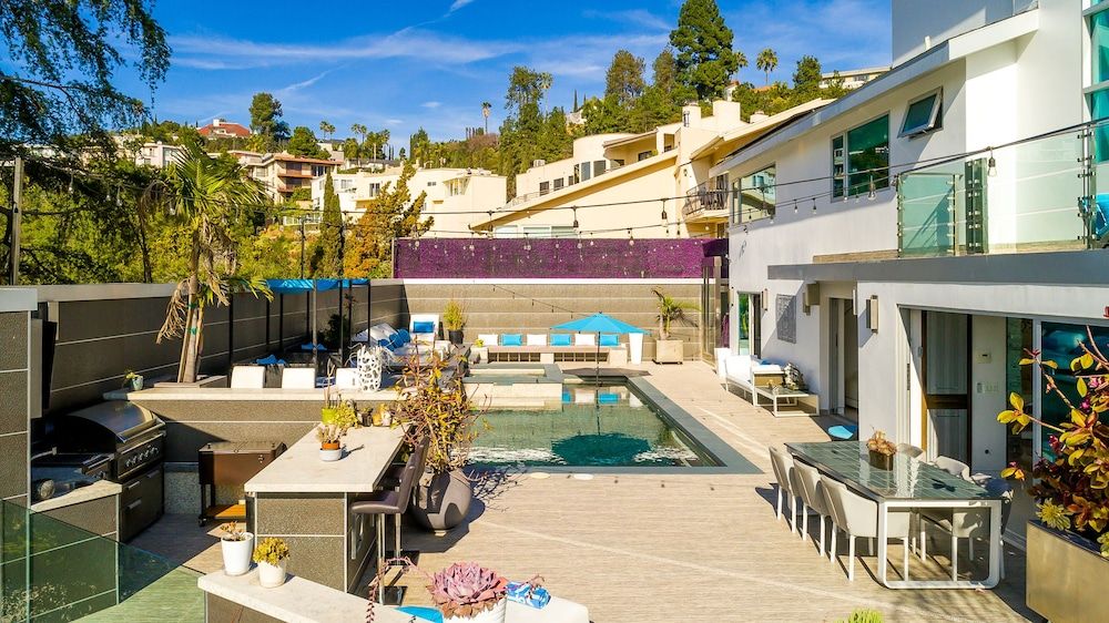 undefined Hollywood Estate with Stunning Views 2